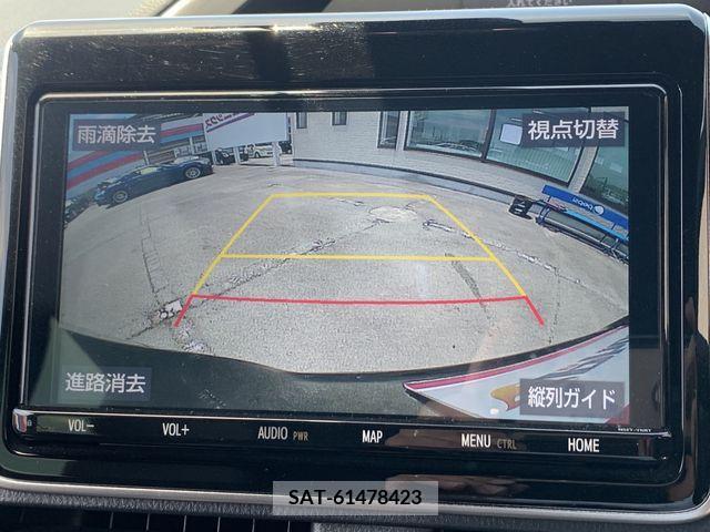 Toyota VOXY 2021-02 321686-8