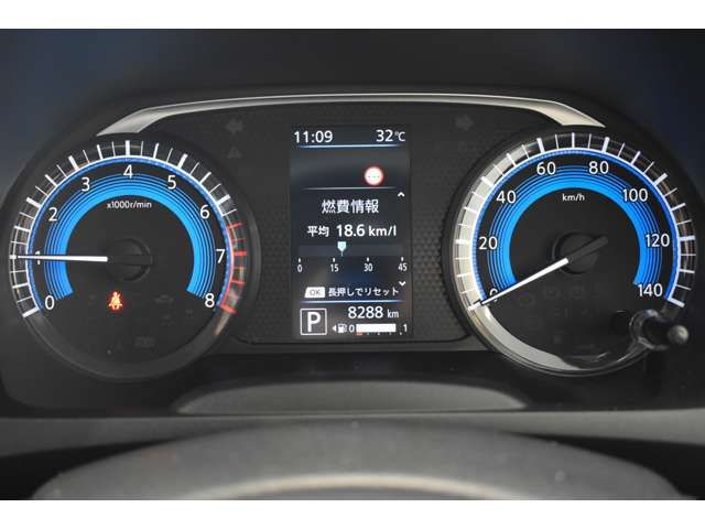 Mitsubishi EK X 2022-04 21562-8