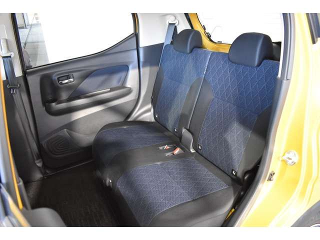 Mitsubishi EK X 2022-04 21562-11