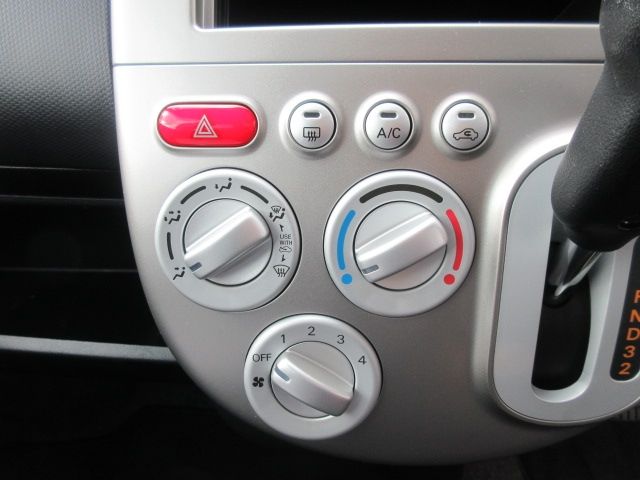 Nissan OTTI 2012-02 979-15