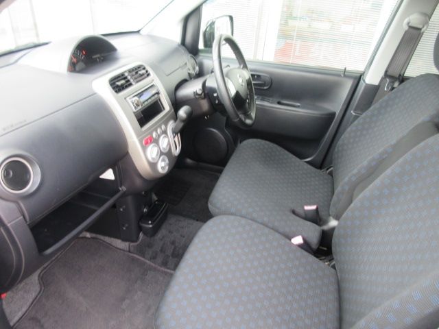 Nissan OTTI 2012-02 979-4