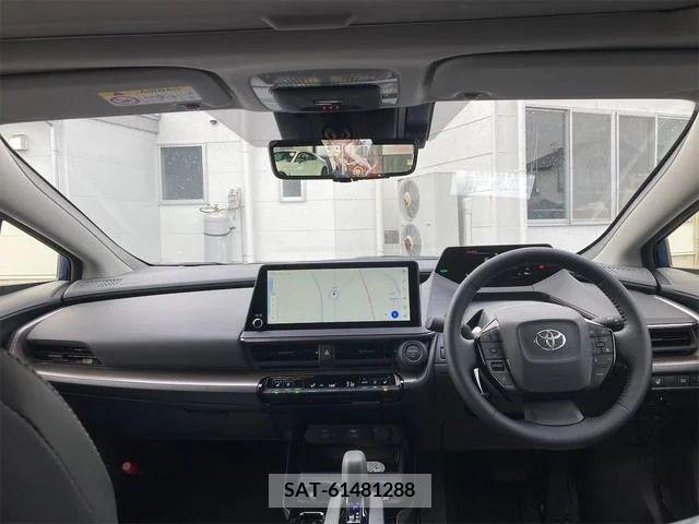 Toyota PRIUS 2023-11 214228-6