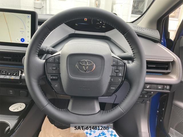 Toyota PRIUS 2023-11 214228-10