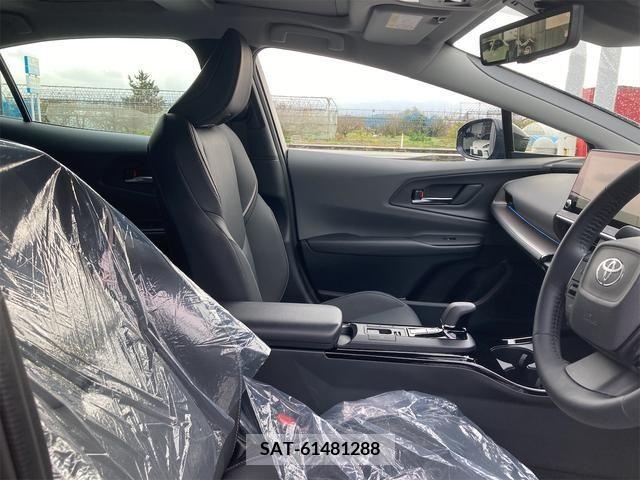 Toyota PRIUS 2023-11 214228-19