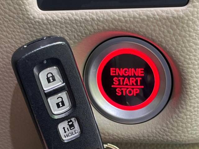 Honda N BOX 2018-01 10699-7