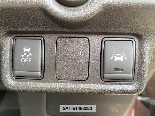 Nissan NOTE 2017-03 378013-22