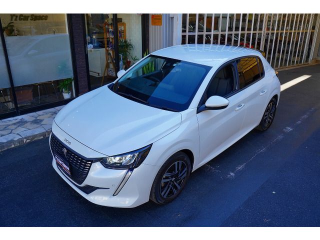 Peugeot 208 2020-11 12033-9