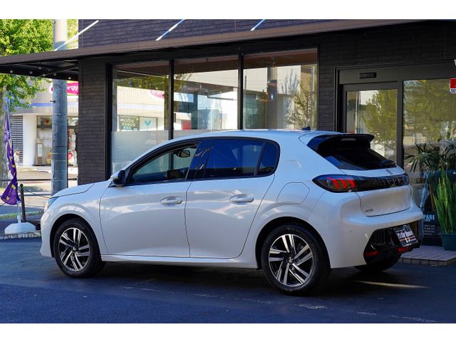 Peugeot 208 2020-11 12033-19