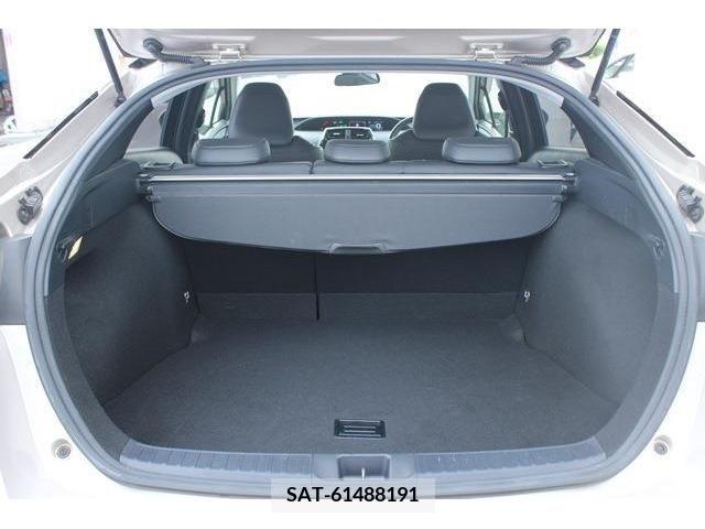 Toyota PRIUS 2016-08 322337-16