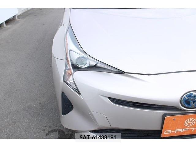 Toyota PRIUS 2016-08 322337-10