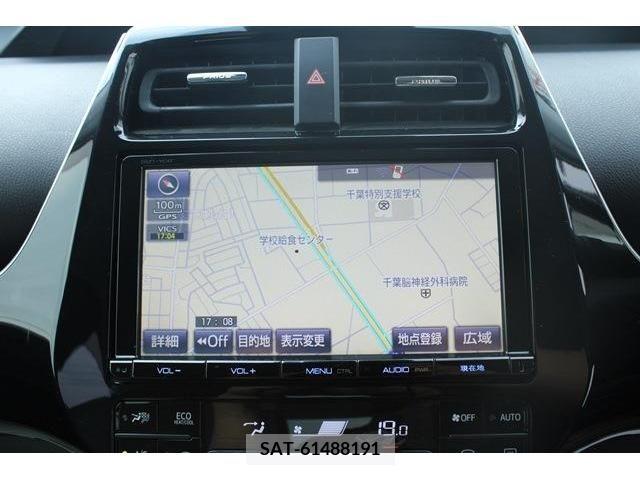 Toyota PRIUS 2016-08 322337-1