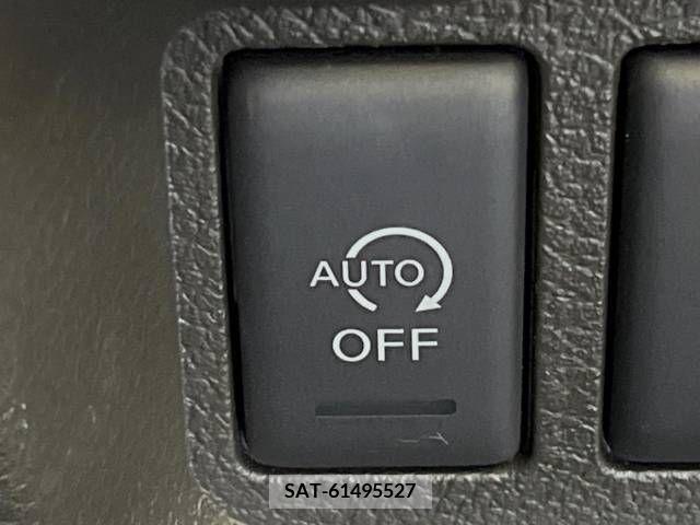 Nissan CUBE 2015-08 327605-7