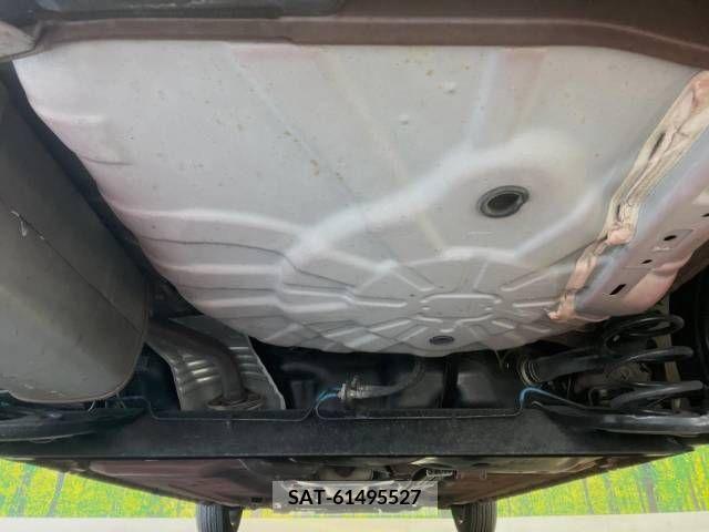 Nissan CUBE 2015-08 327605-19