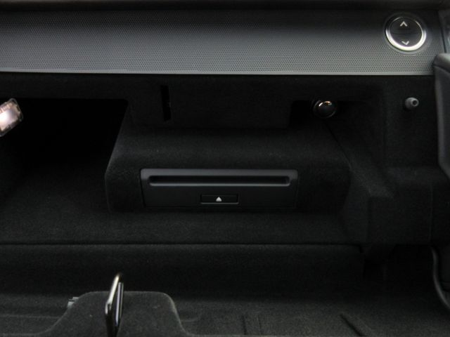 ROVER RANGE ROVER 2022-03 3934-19
