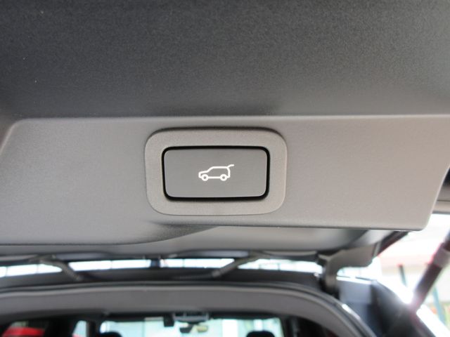 ROVER RANGE ROVER 2022-03 3934-13