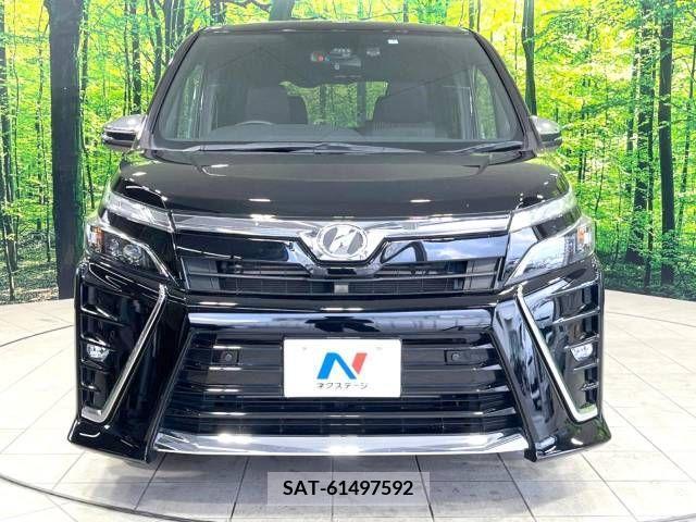 Toyota VOXY 2019-05 321621-15