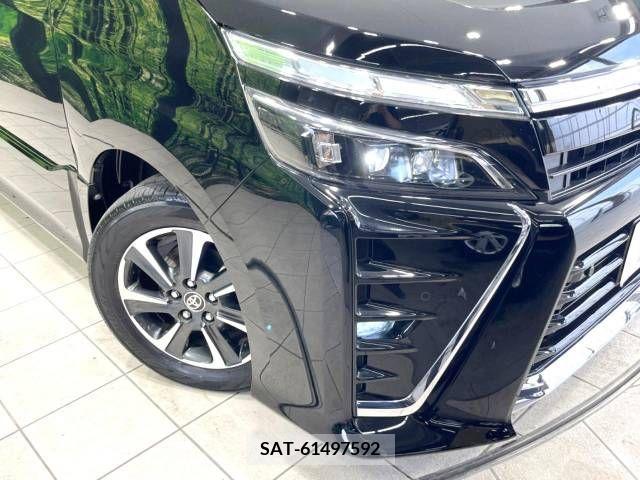 Toyota VOXY 2019-05 321621-13