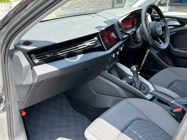Audi A1 2020-10 7017-27