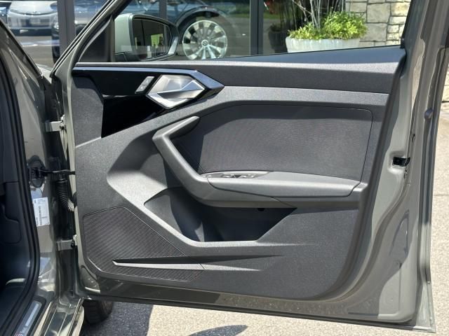 Audi A1 2020-10 7017-18