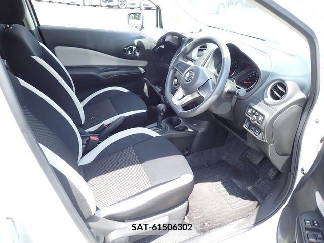 Nissan NOTE 2017-08 392950-1
