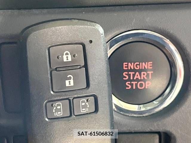 Toyota VOXY 2014-06 352268-2