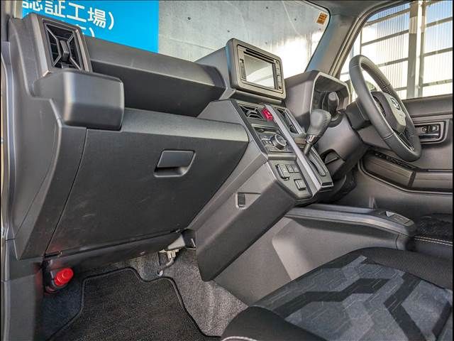 Daihatsu TAFT 2023-05 180384-14