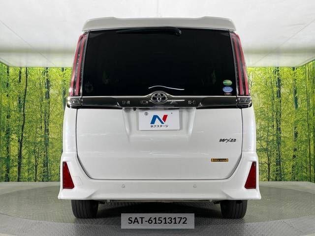 Toyota NOAH 2019-03 213329-16