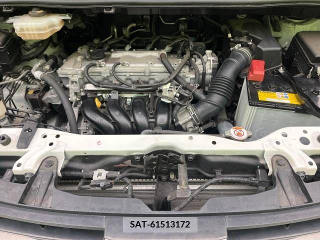 Toyota NOAH 2019-03 213329-19