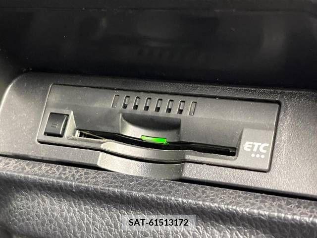 Toyota NOAH 2019-03 213329-6