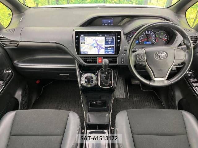 Toyota NOAH 2019-03 213329-1