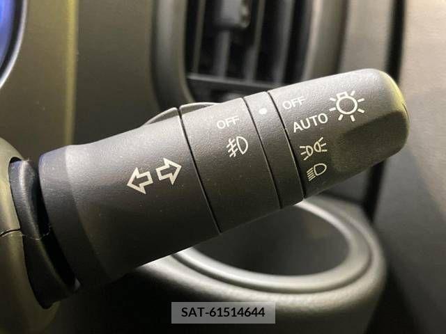 Nissan CUBE 2016-09 385889-5