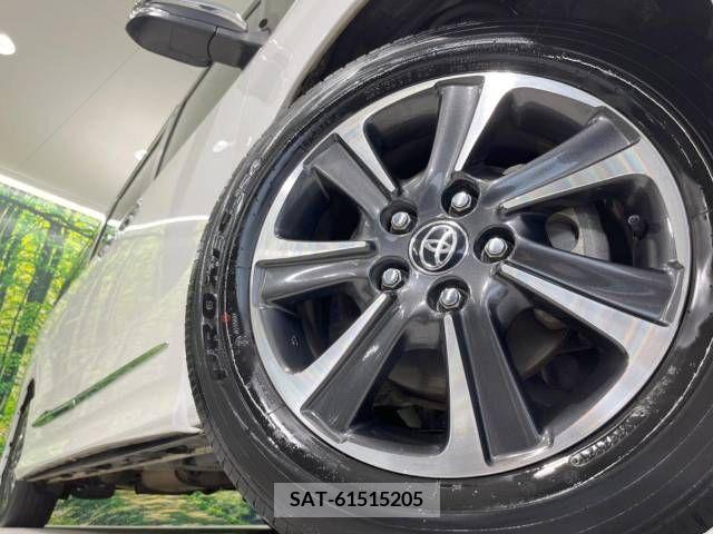 Toyota VOXY 2021-06 332496-14