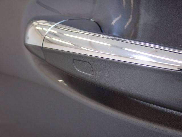 Mercedes Benz GLB-CLASS 2021-02 187598-9