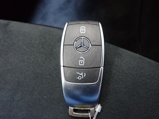 Mercedes Benz GLB-CLASS 2021-02 187598-26