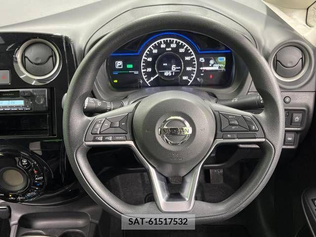 Nissan NOTE 2019-04 326203-11