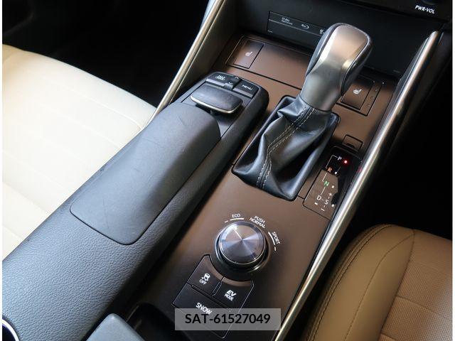 Lexus IS 2013-07 354341-16
