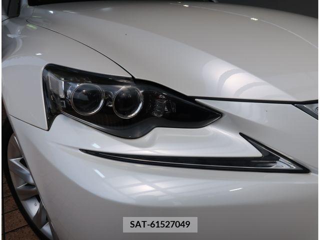 Lexus IS 2013-07 354341-28