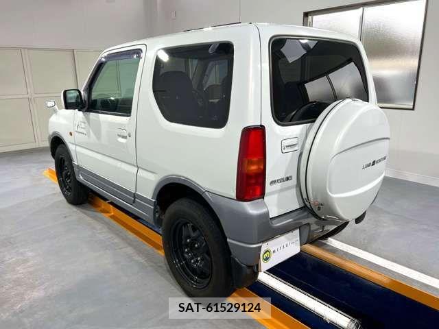 Suzuki JIMNY 2003-01 221641-5
