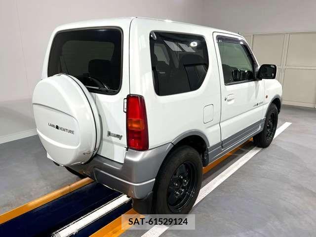 Suzuki JIMNY 2003-01 221641-7