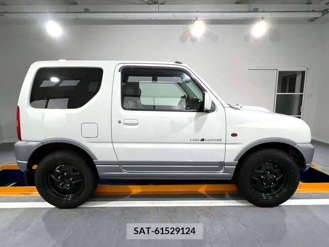 Suzuki JIMNY 2003-01 221641-8