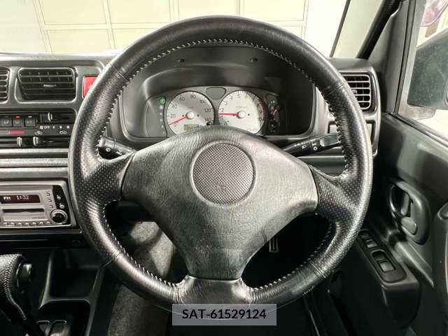 Suzuki JIMNY 2003-01 221641-19