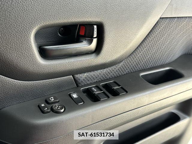 Suzuki SPACIA 2017-08 368459-20