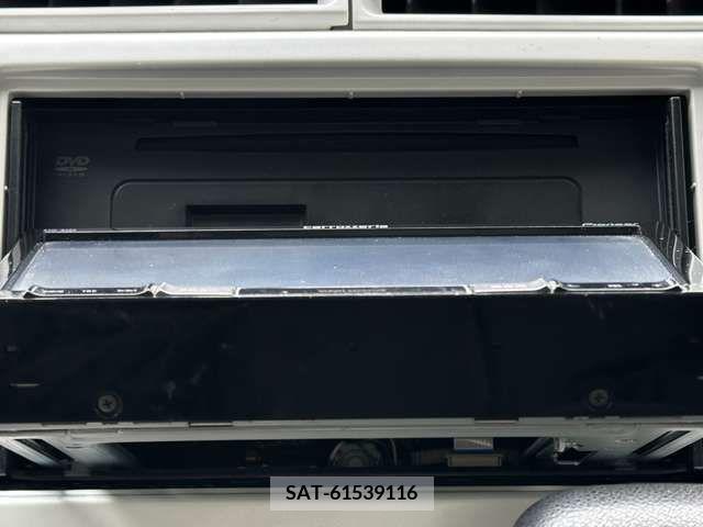 Nissan OTTI 2010-03 233355-19