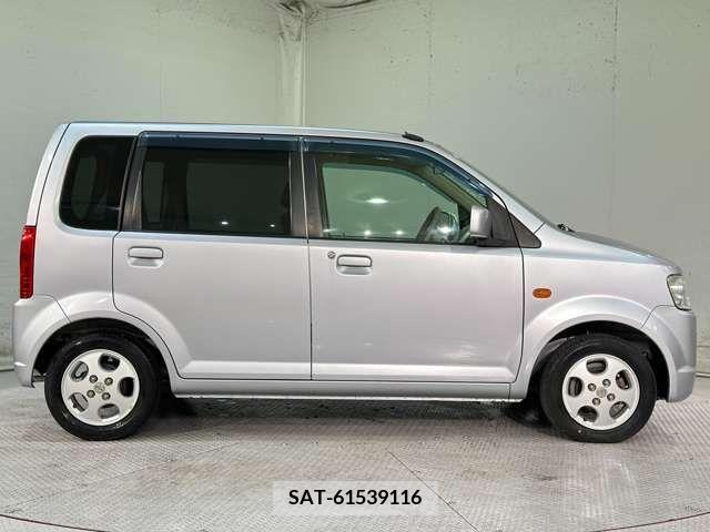 Nissan OTTI 2010-03 233355-7