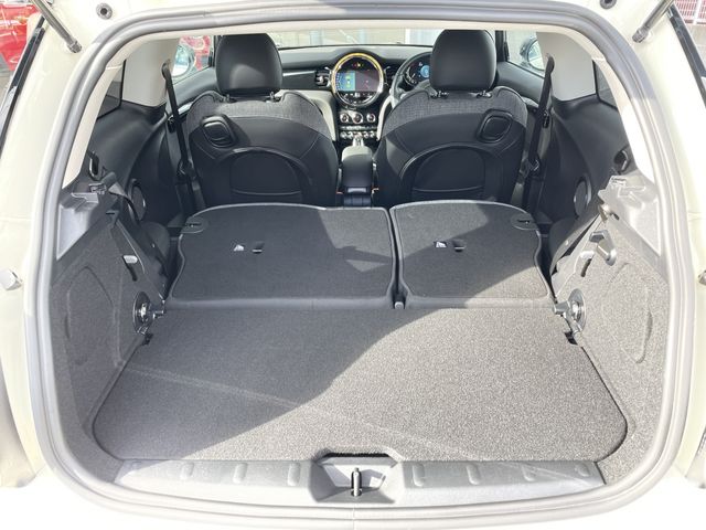 Bmw MINI 2021-11 26622-28