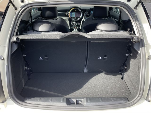 Bmw MINI 2021-11 26622-27