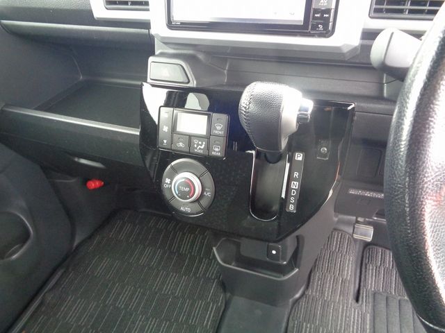 Daihatsu WAKE 2018-01 29089-14