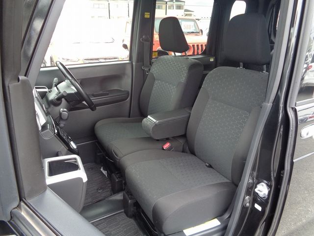 Daihatsu WAKE 2018-01 29089-4