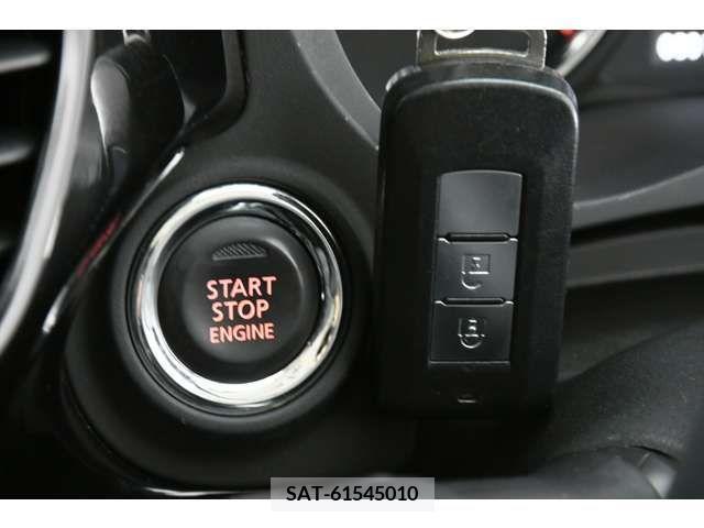 Mitsubishi OUTLANDER 2018-08 220039-8