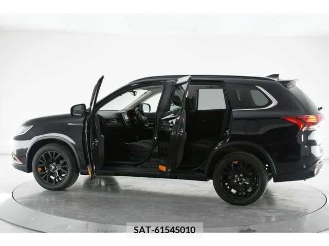 Mitsubishi OUTLANDER 2018-08 220039-5